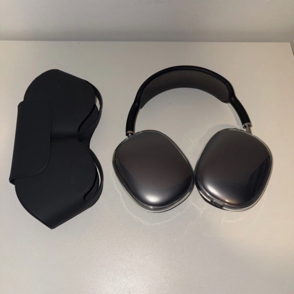 Apple (MGYH3AM/A) AirPods Pro Max Headphones - Space Gray - Picture 1 of 5